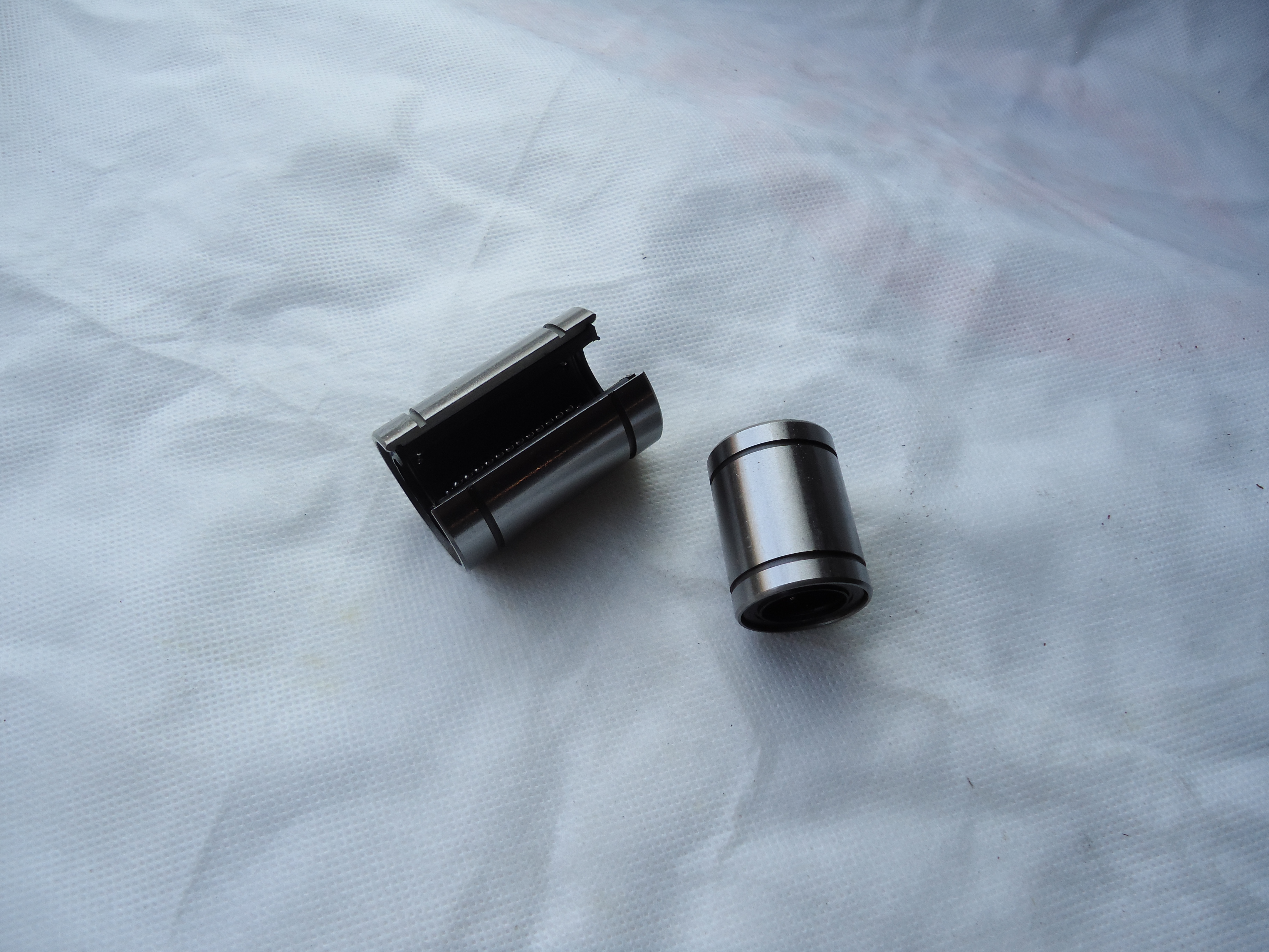 直线轴承|LM--UU/LM--UUAJ/LM--UUOP