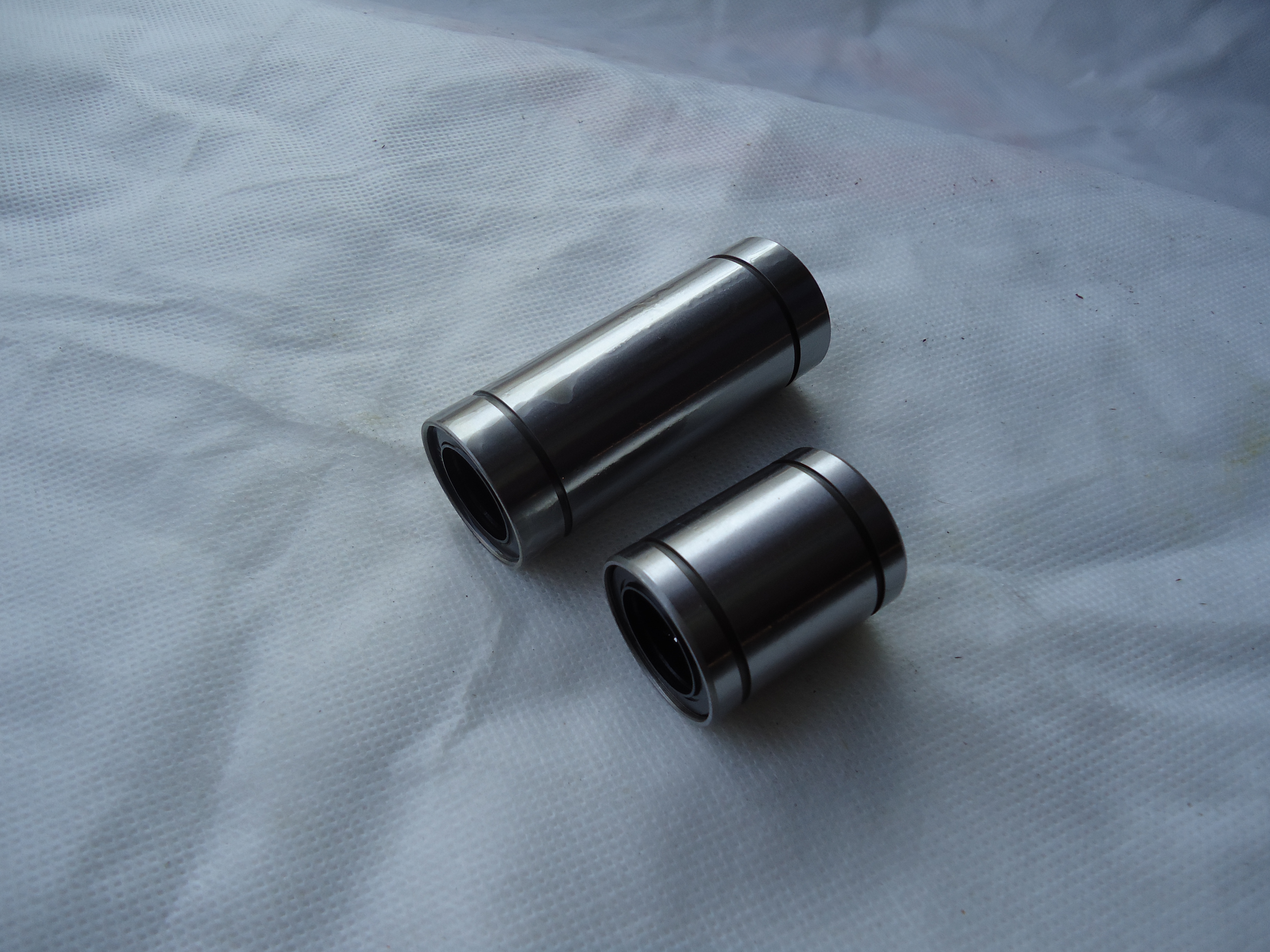 直线轴承|LM--L/LM--LUU